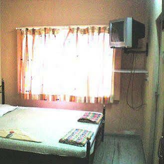 Hotel Status Nagpur Eksteriør billede
