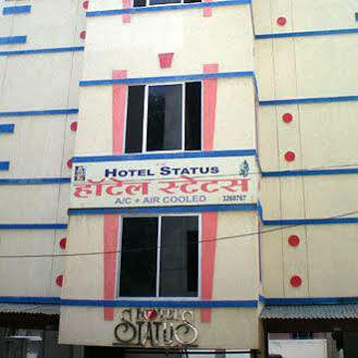 Hotel Status Nagpur Eksteriør billede